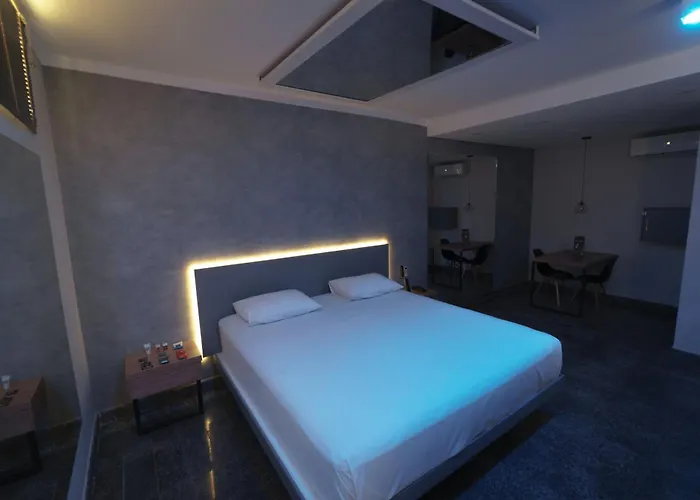 Paris Motel Matão