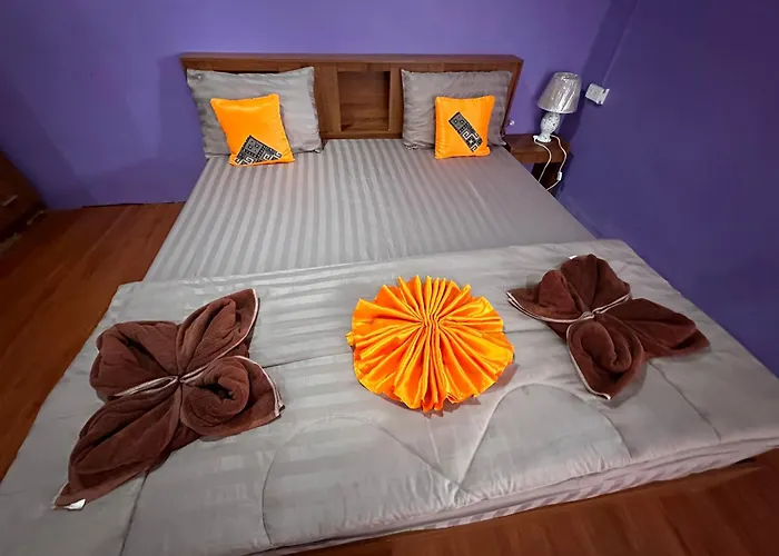 Pakse Hotels
