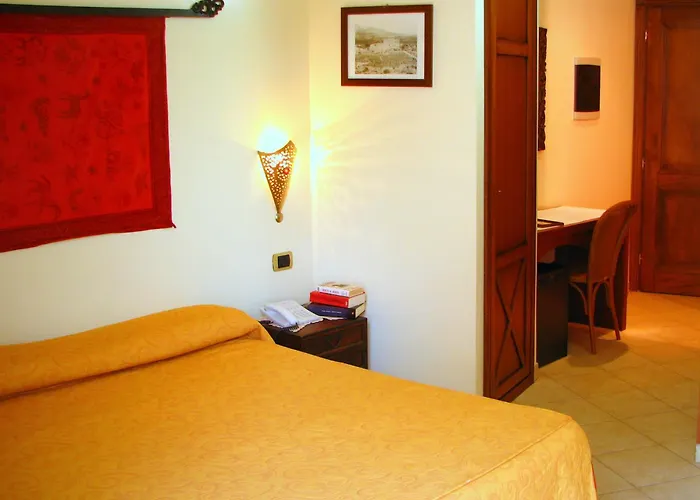 Hotel Il Faro Della Guitgia Tommasino