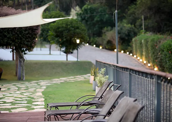 Pousada Vila do Lago - Vista Incrível, Café da Manhã e Passeio de Caiaque Capitólio
