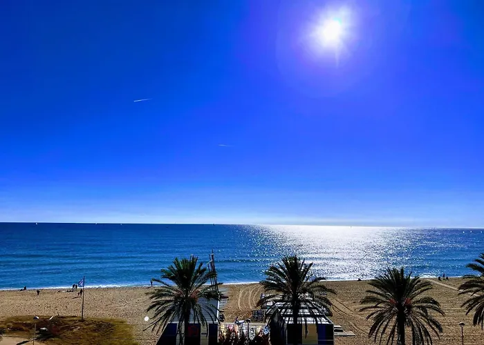 Vilador Barcelona Beach Hotel