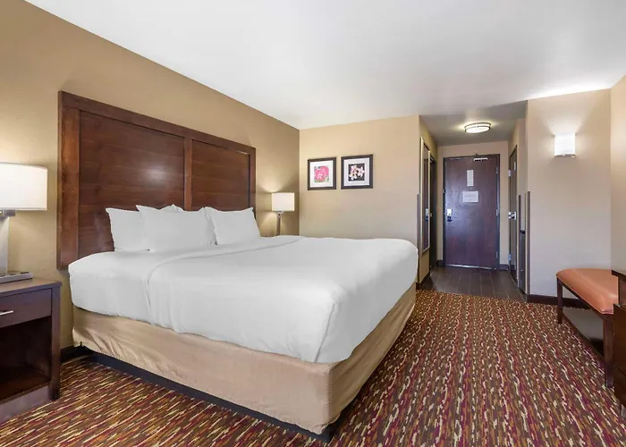 Artesia Hotels