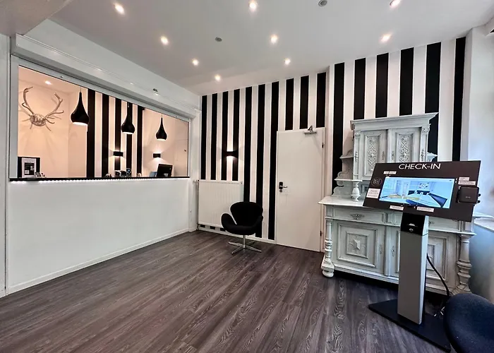 Hotel Alt Deutz City-Messe-Arena Kontaktloser Self Check-In Keulen