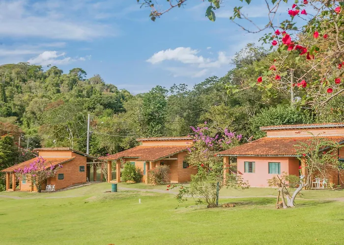 Hotéis de Araçoiaba da Serra