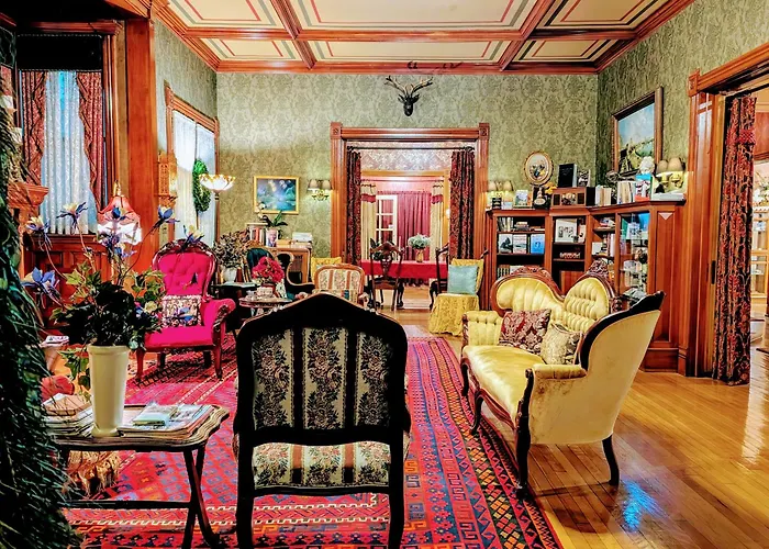 Alexander Mansion Bed And Breakfast Winona