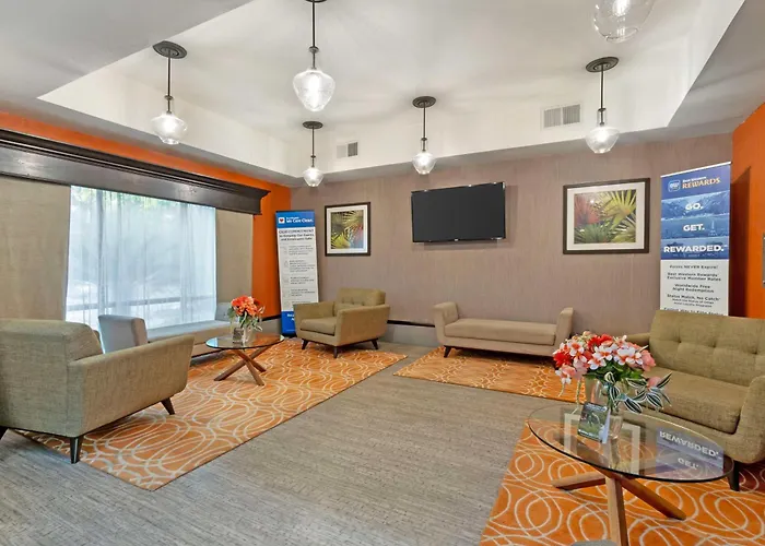 Ladson Hotels