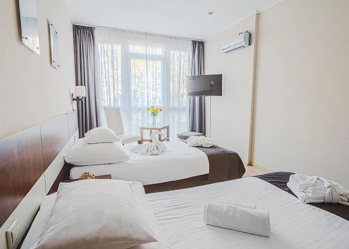 Holiday Beach Budapest Hotel