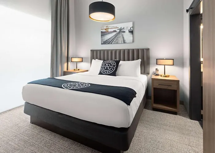 Ashtabula Hotels