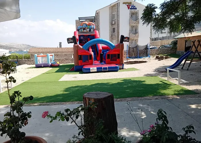 Hotel Biser Pag Town