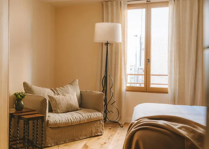 Hôtels à Saint-Saturnin-lès-Apt