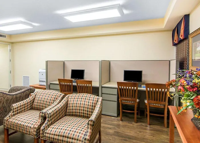 Bluegreen Vacations Patrick Henry Square, An Ascend Collection Resort Williamsburg