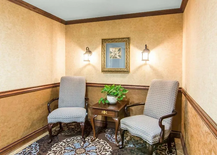 Bluegreen Vacations Patrick Henry Square, An Ascend Collection Resort