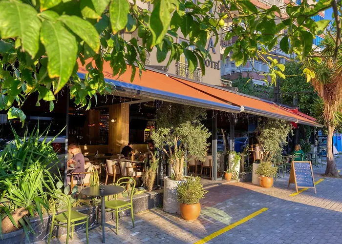 Aria Riva Apart Hotel