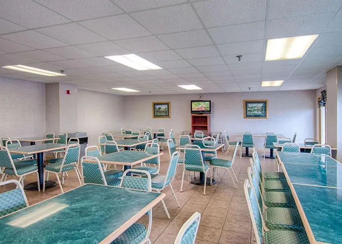Park Tower Inn Pigeon Forge