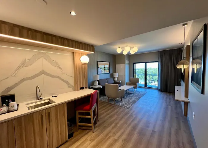 Caruthersville Hotels