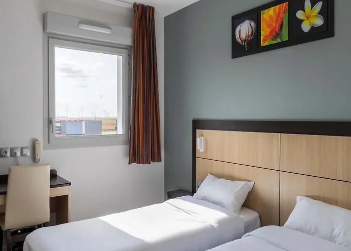 Romilly-sur-Seine Hotels