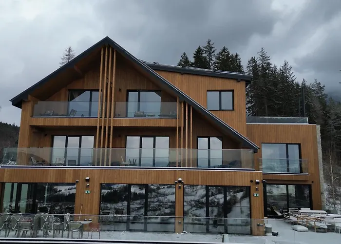 The Pines Bucegi Lodge