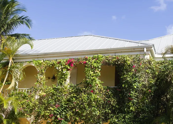 The Caribbean Court Boutique Hotel
