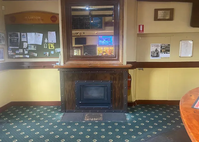 Culcairn Hotels