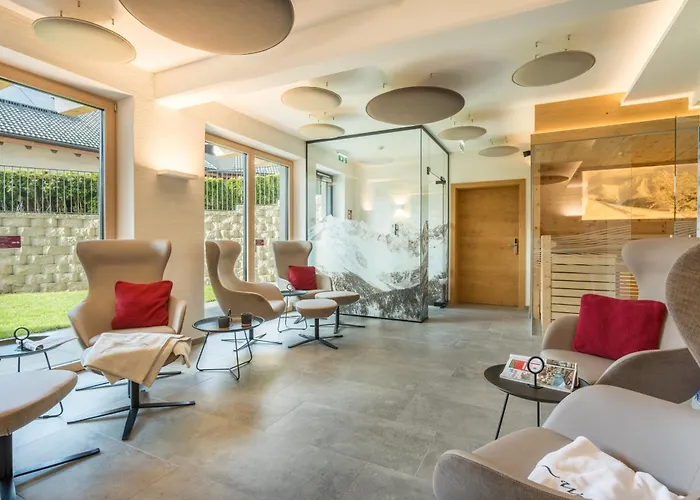Aparthotels in Fiss