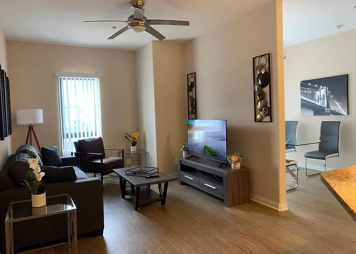 Amazing Apartments Near The Grove Los Angeles