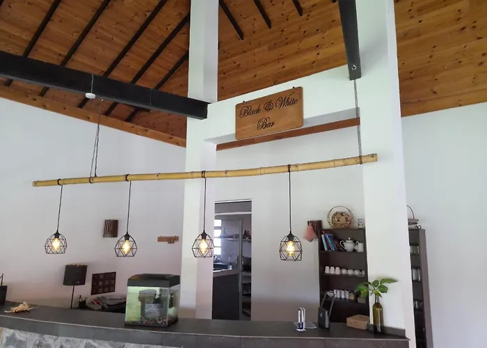 Hotels in Trincomalee