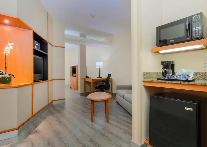 Fairfield Inn & Suites Temecula