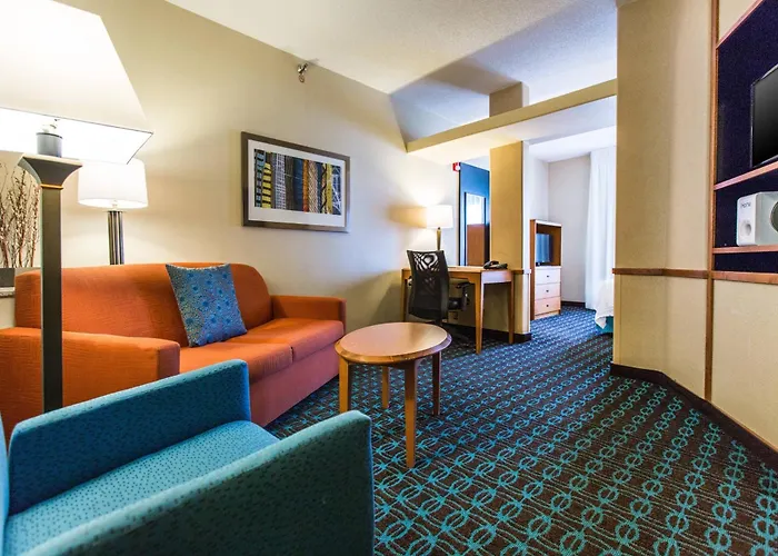 Fairfield Inn & Suites Toledo North
