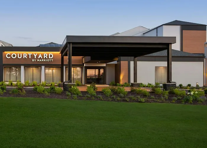 Courtyard By Marriott Minneapolis-St. Paul Airport Mendota Heights