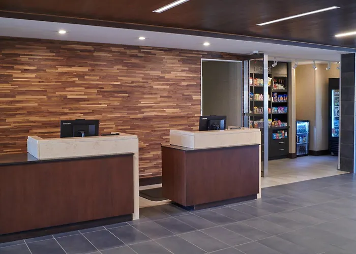Courtyard By Marriott Jackson