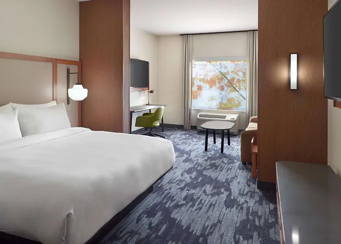 Fairfield Inn & Suites By Marriott Athens-University Area