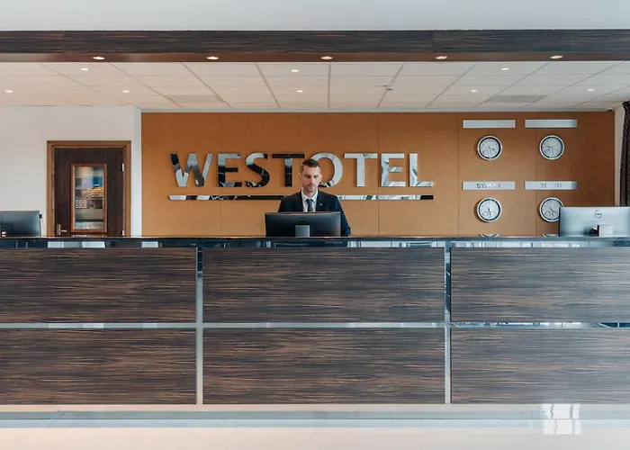 Taverny Hotels
