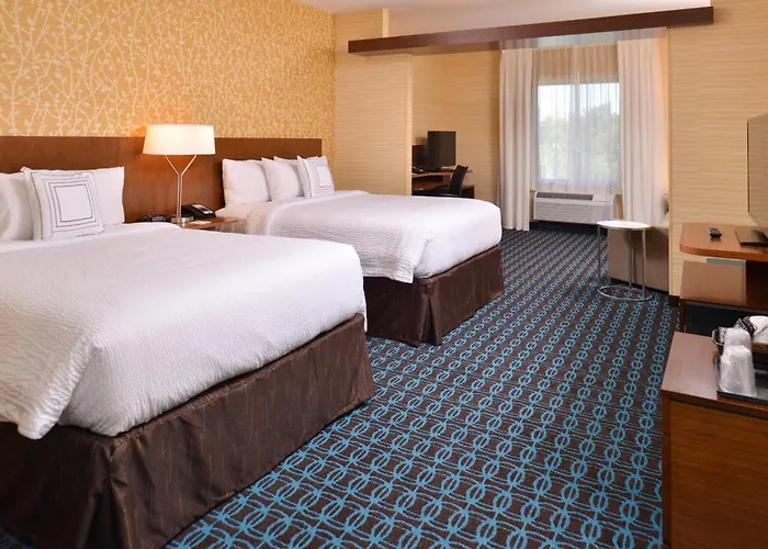 Fairfield Inn & Suites Farmington