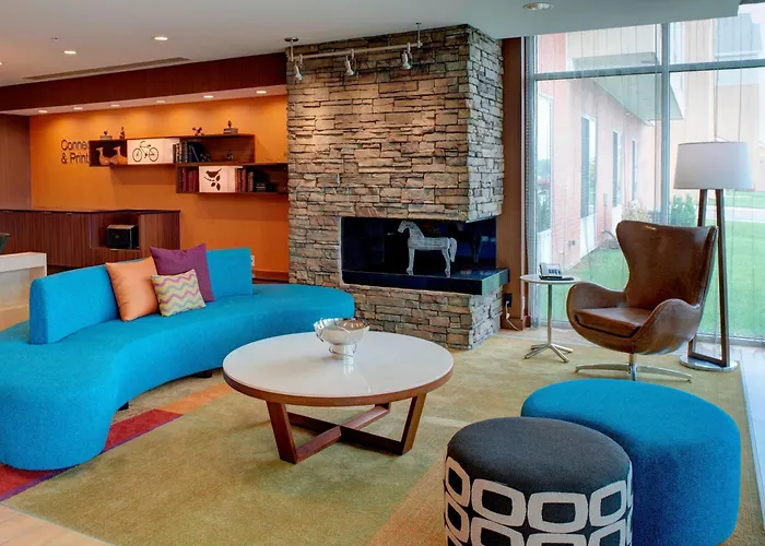 Hotels in Troy