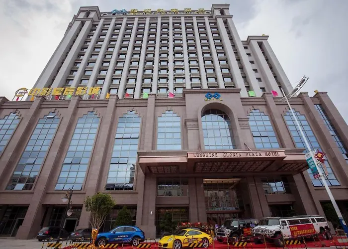 Menshine Gloria Plaza Hotel