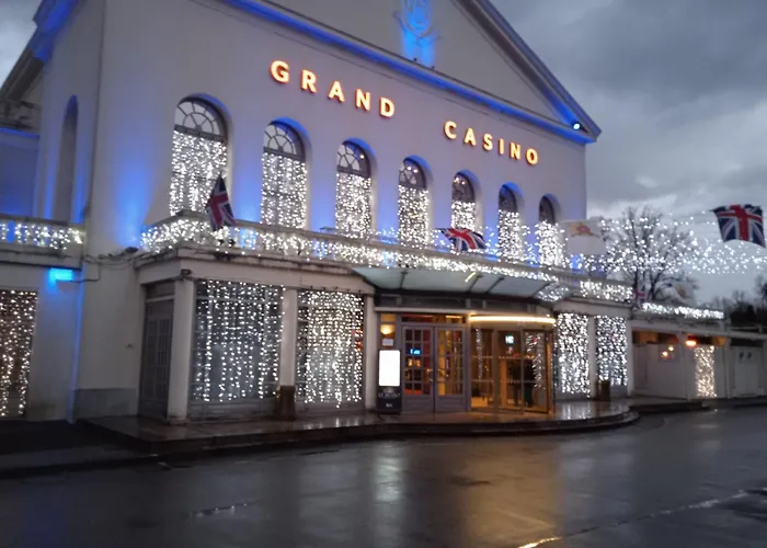 Au Charme du Lac Piscine&Spa
