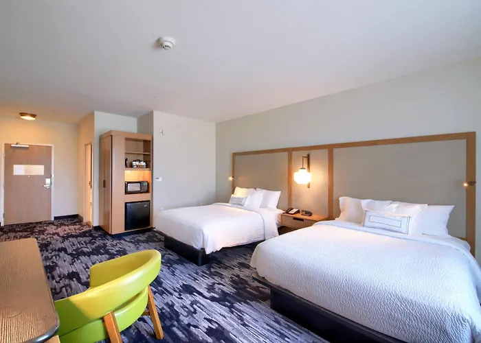 Cedar Hill Hotels