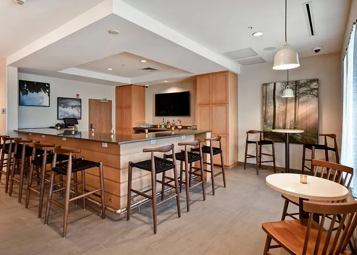 Fairfield Inn & Suites By Marriott Plymouth