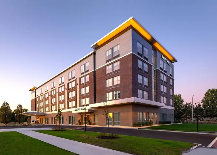 Natick Hotels