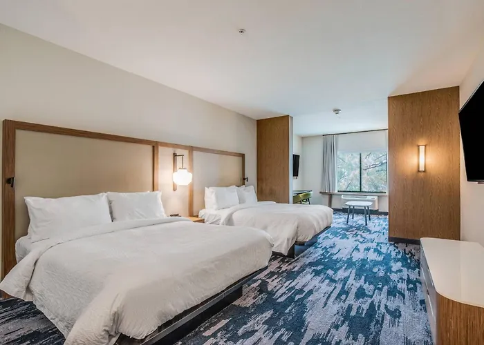 Whitewater Hotels