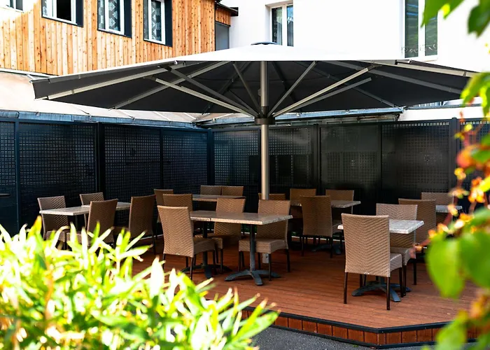 Brit Hotel Confort Auclair