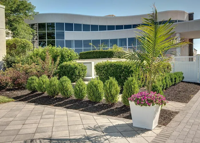 Sheraton Eatontown Hotel