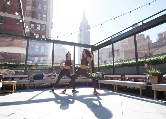 Moxy Nyc Times Square Hotel New York