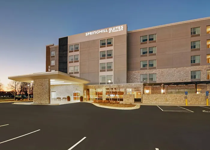 Arden Hills Hotels
