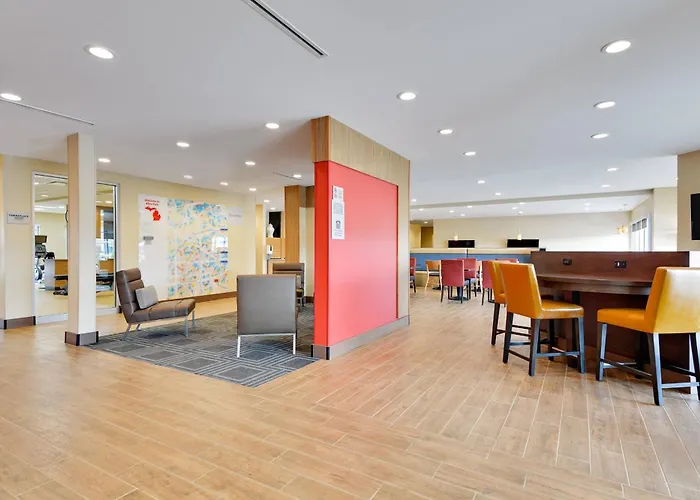 Towneplace Suites By Marriott Detroit Allen Park