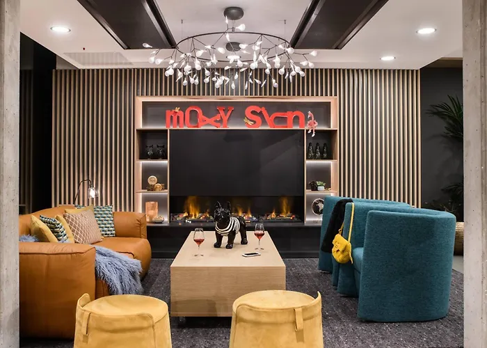 Hotel Moxy Sion