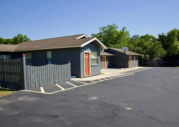 El Camino Motel