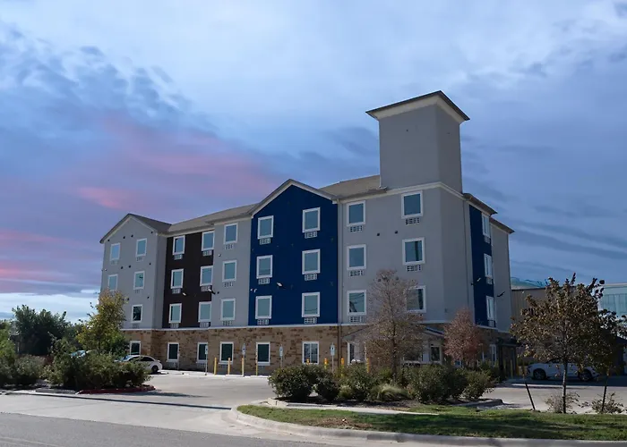 Pflugerville Hotels