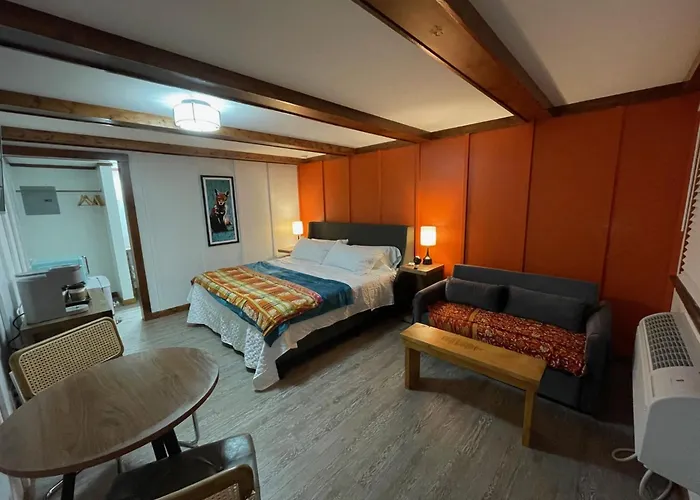 Marienville Hotels
