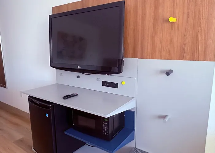 Microtel Inn & Suites By Wyndham Denver Airport